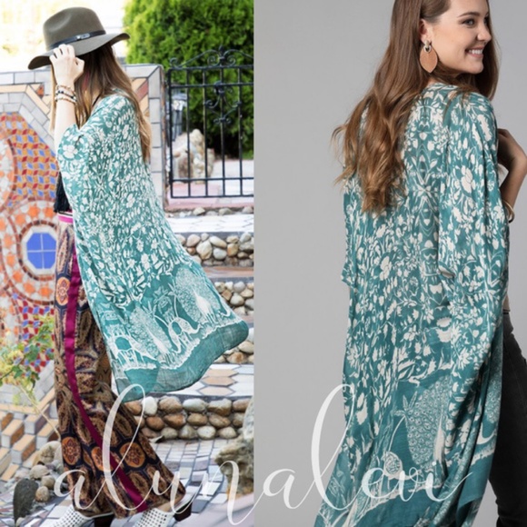 09 Boho Floral Print Side Slit Kimono Cover up - Picture 2 of 2